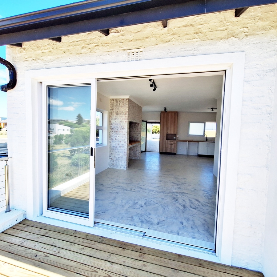 4 Bedroom Property for Sale in Agulhas Western Cape